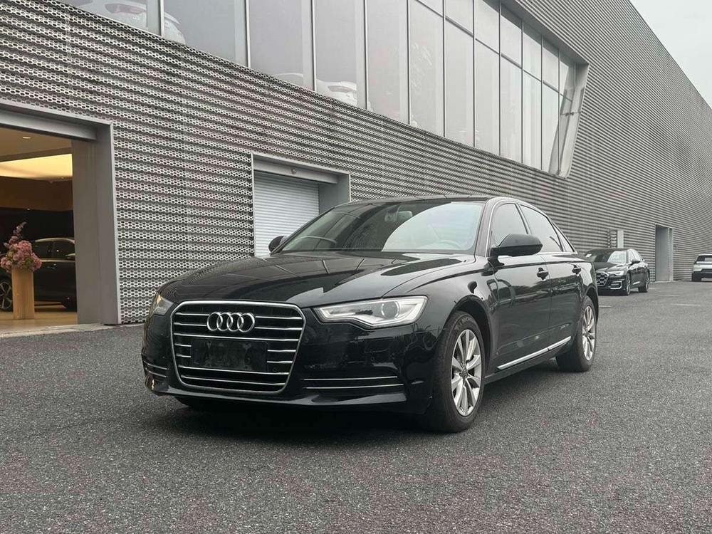 Audi A6L 2014 — фото автомобиля