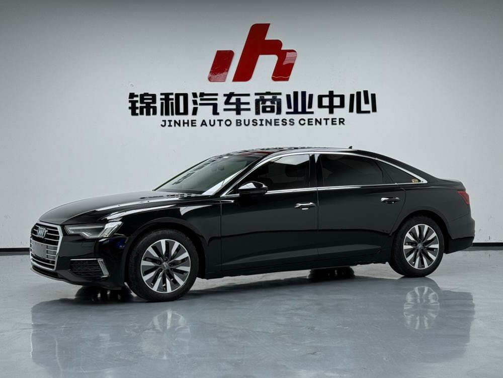 Audi A6L 2021 — фото автомобиля