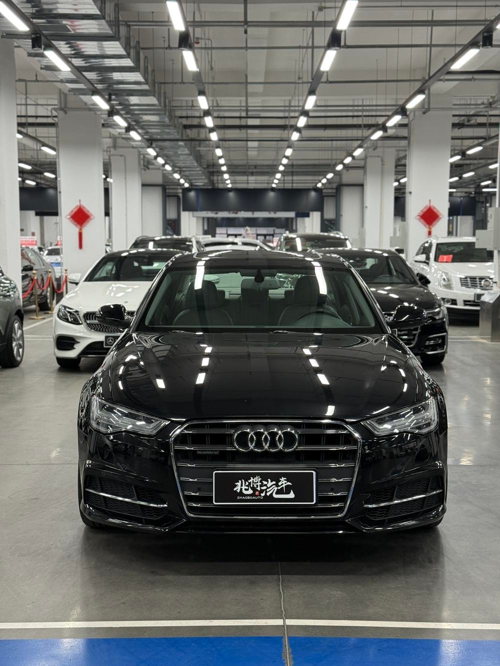 Audi A6L 2012 — фото автомобиля