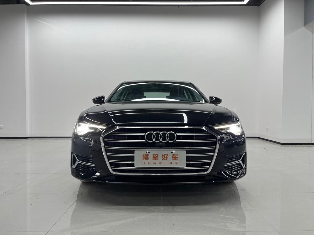 Audi A6L 2024 — фото автомобиля