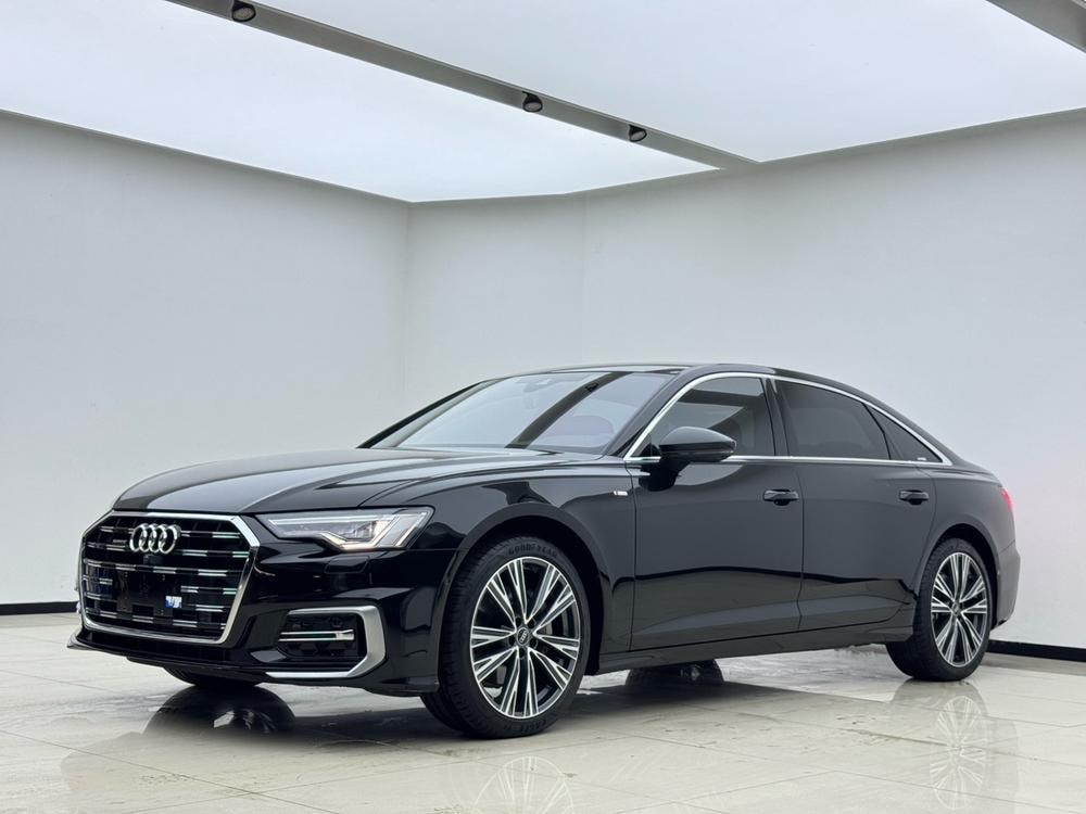 Audi A6L 2025 — фото автомобиля