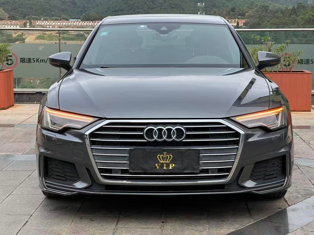 Audi A6L 2019 — фото автомобиля