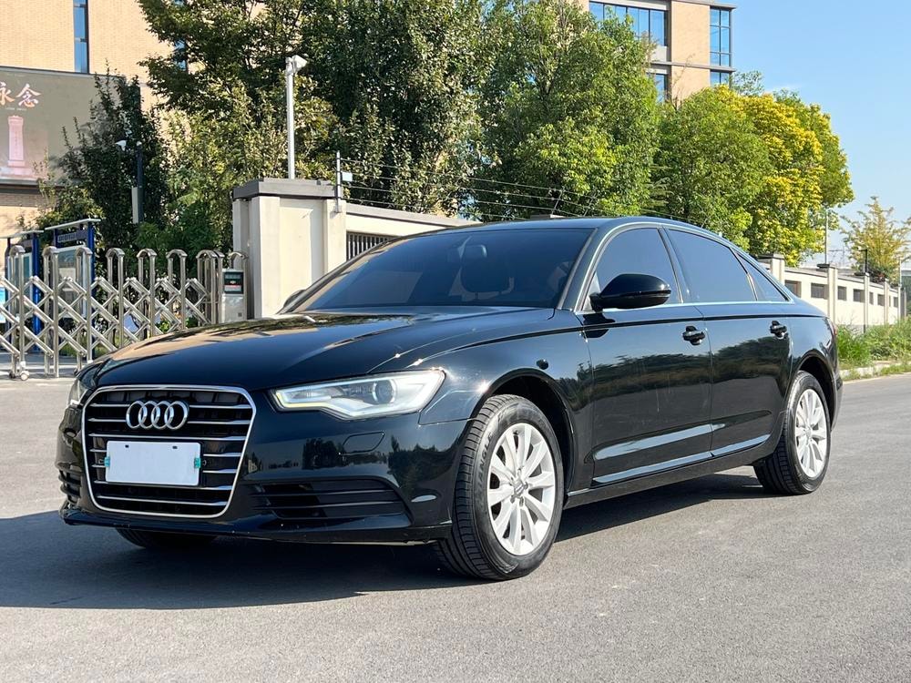 Audi A6L 2014 — фото автомобиля