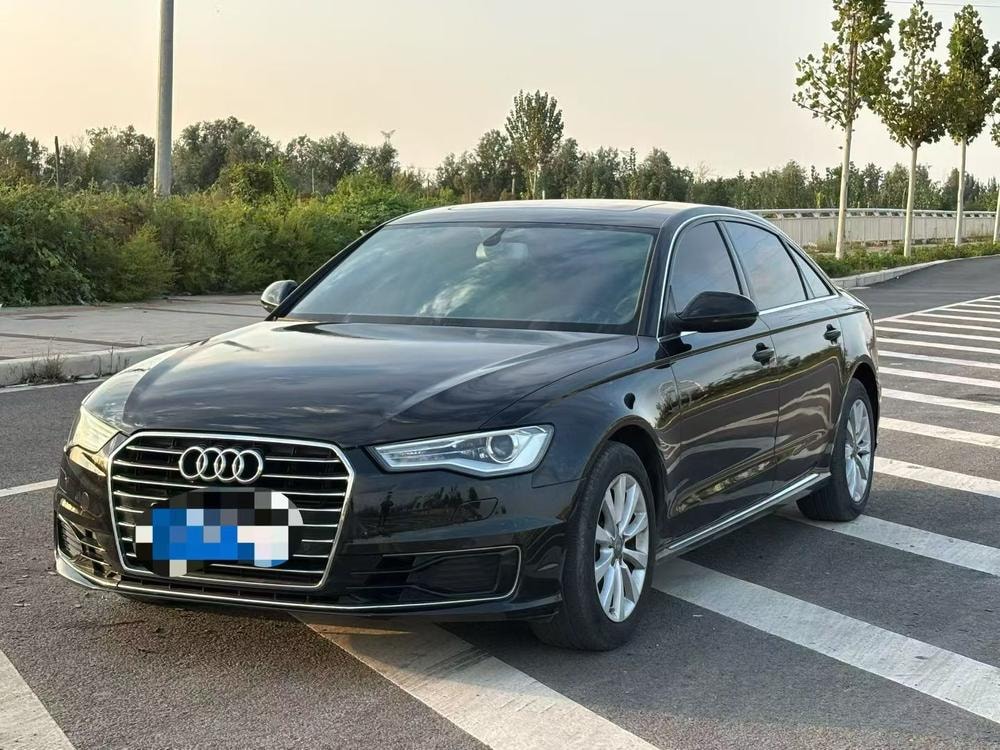 Audi A6L 2017 — фото автомобиля