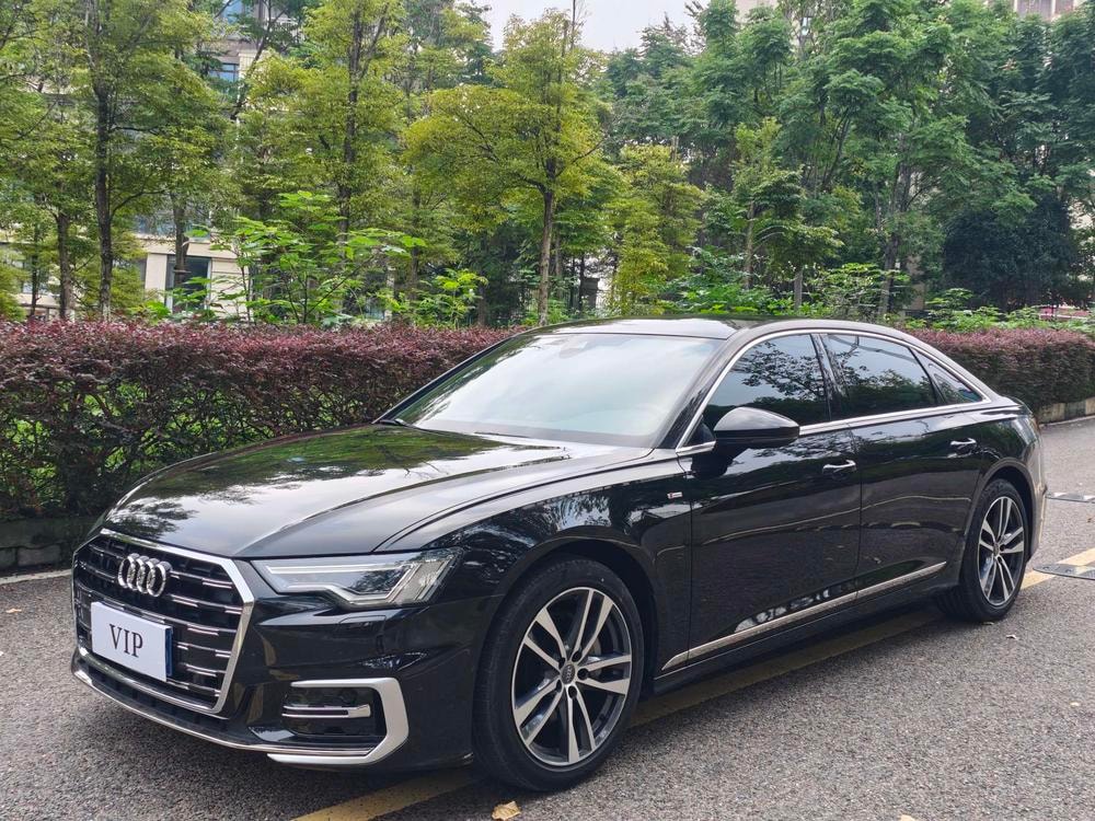 Audi A6L 2022 — фото автомобиля
