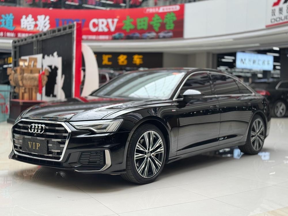 Audi A6L 2019 — фото автомобиля