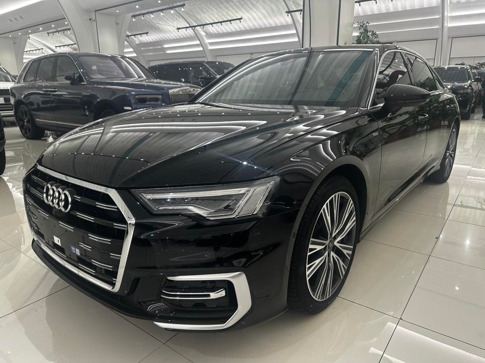 Audi A6L 2023 — фото автомобиля