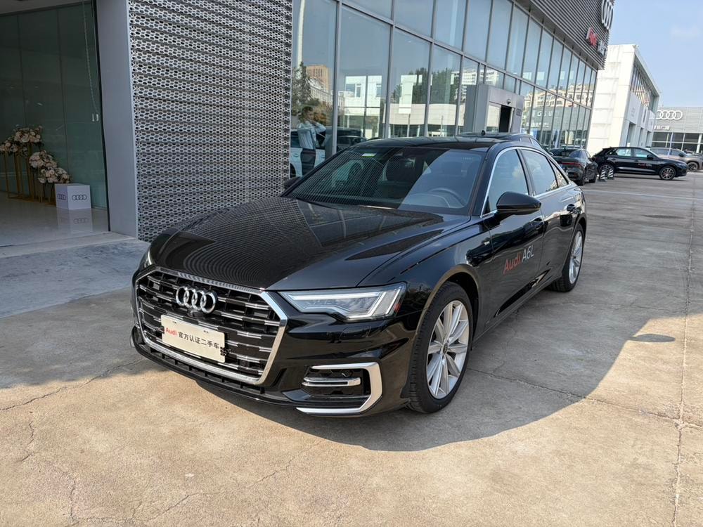 Audi A6L 2024 — фото автомобиля
