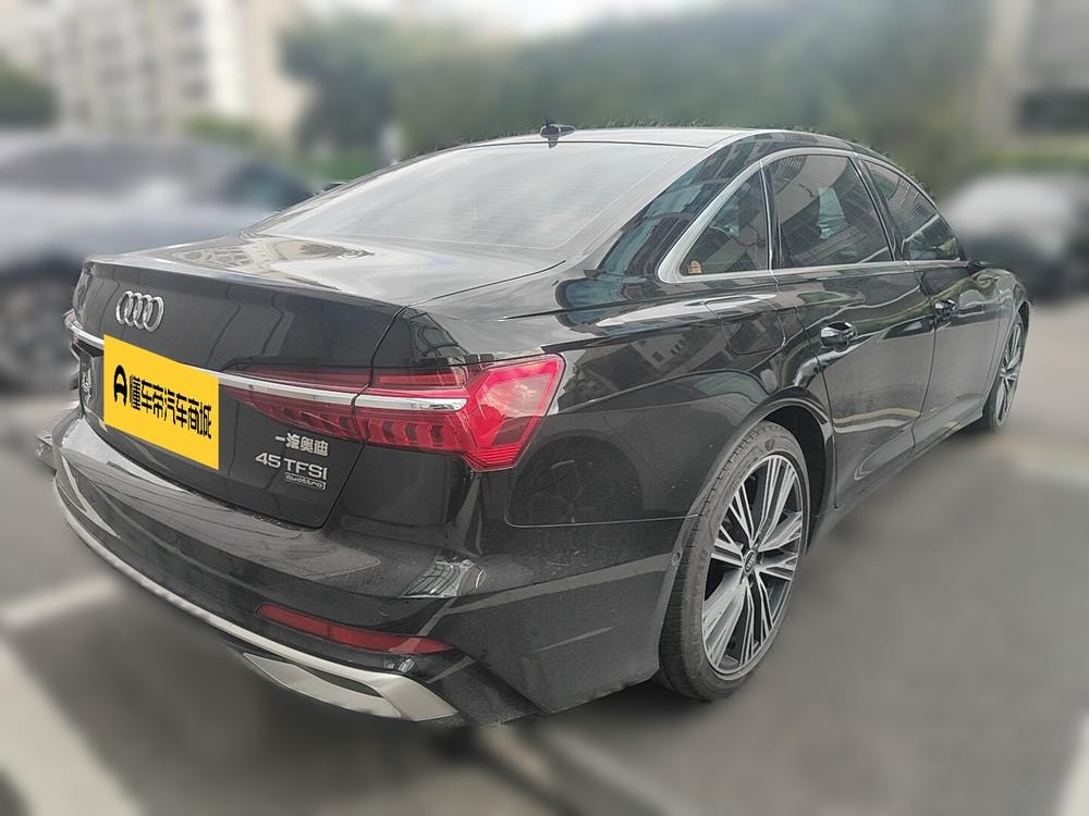 Audi A6L 2023 — фото автомобиля