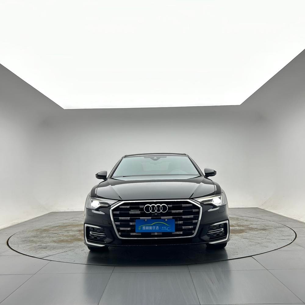 Audi A6L 2023 — фото автомобиля