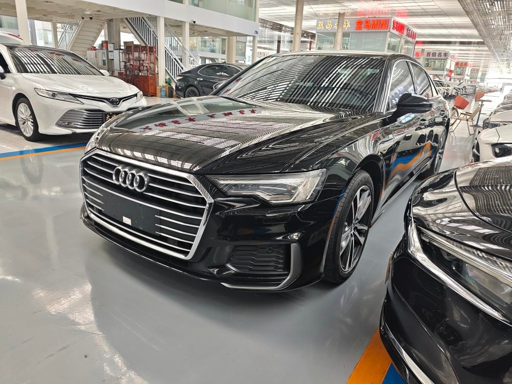 Audi A6L 2020 — фото автомобиля