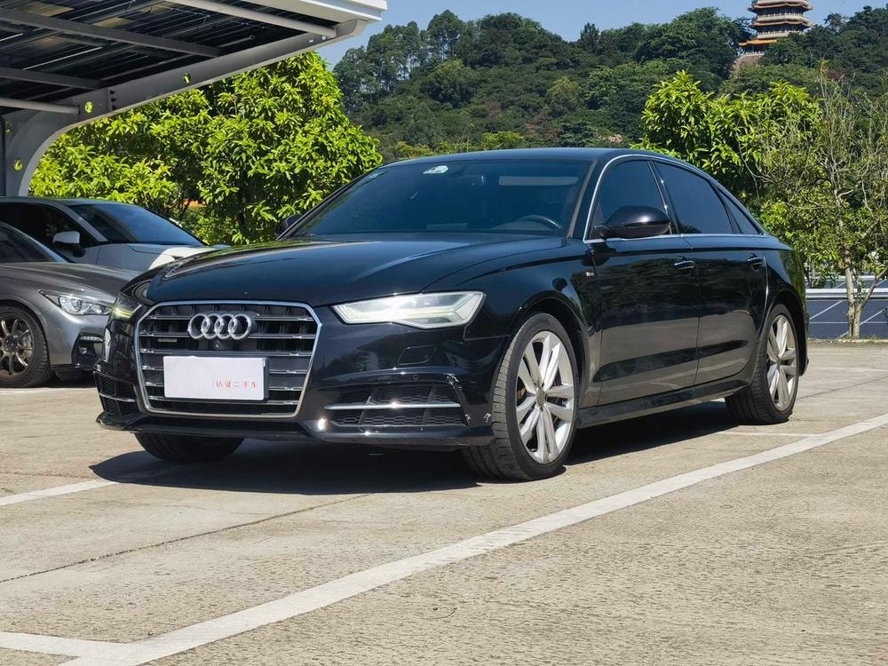 Audi A6L 2018 — фото автомобиля 1