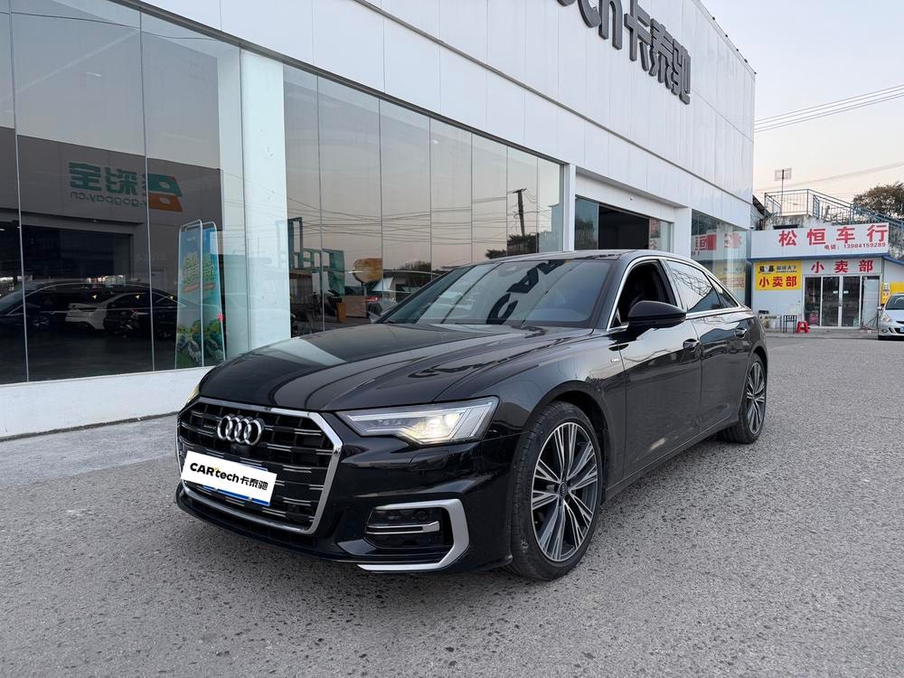 Audi A6L 2023 — фото автомобиля