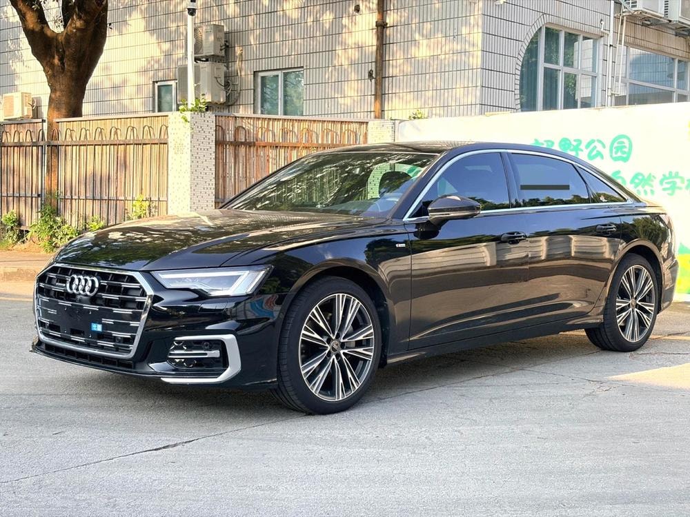 Audi A6L 2026 — фото автомобиля