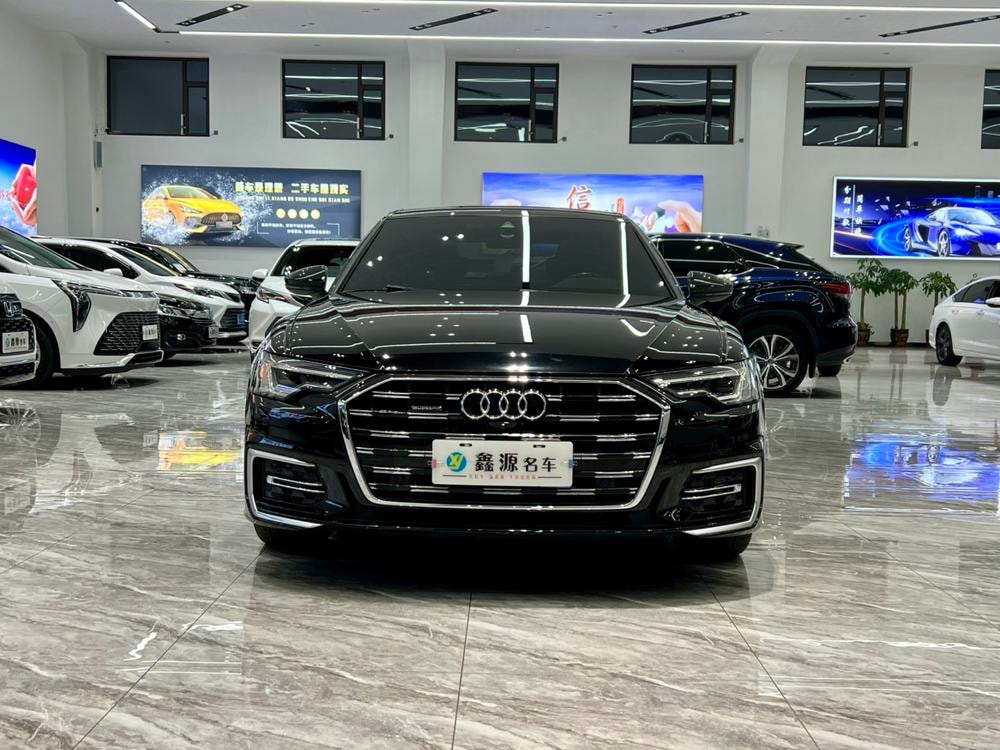 Audi A6L 2022 — фото автомобиля