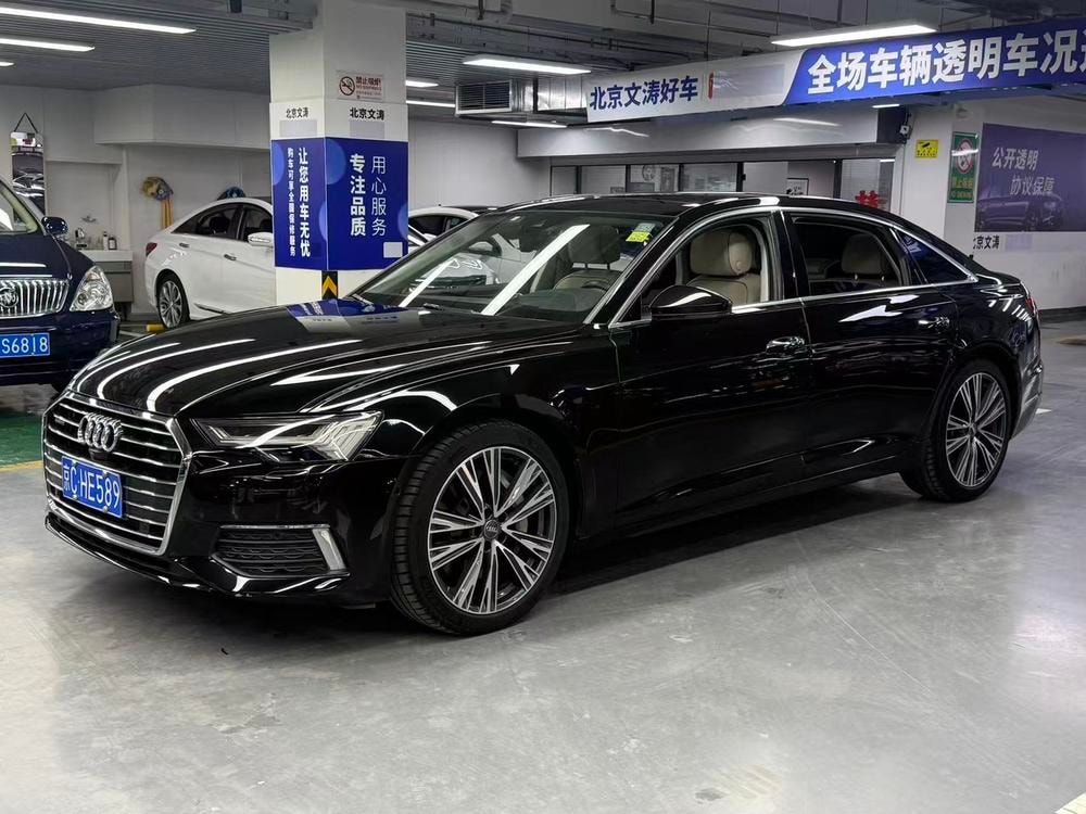 Audi A6L 2019 — фото автомобиля