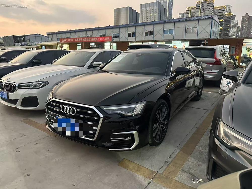 Audi A6L 2023 — фото автомобиля