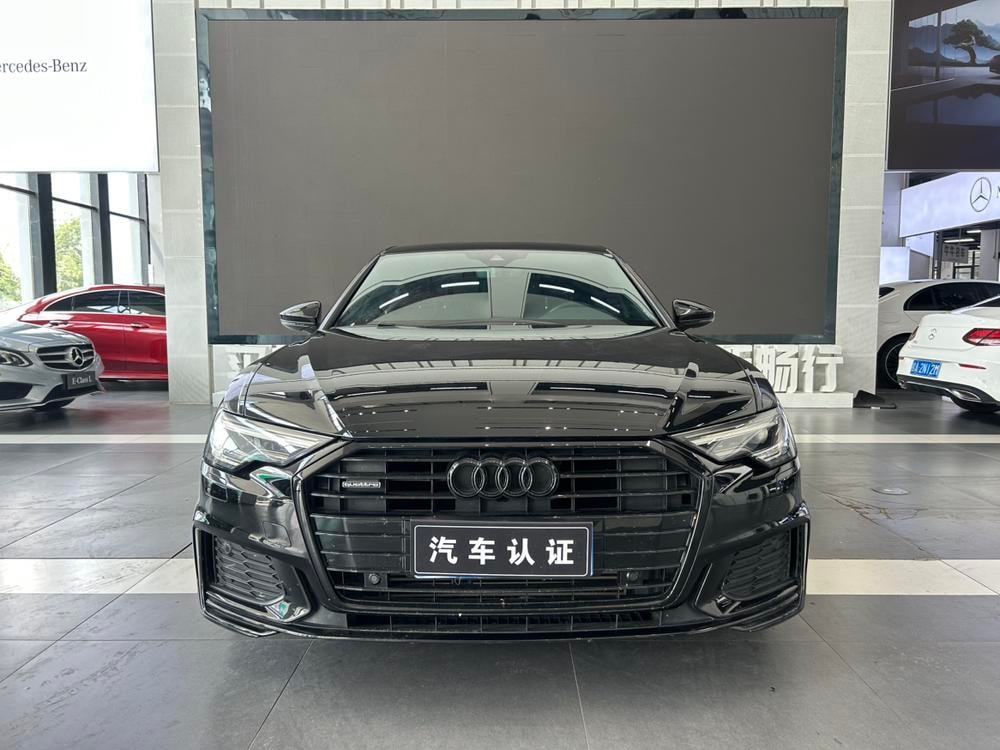 Audi A6L 2020 — фото автомобиля