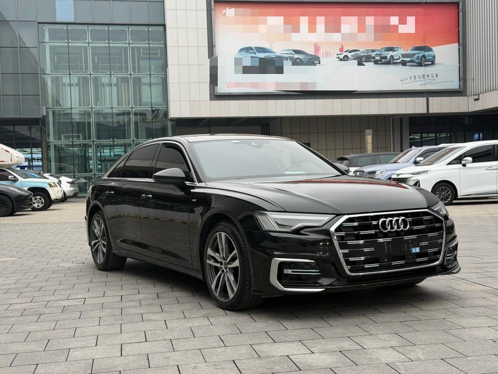 Audi A6L 2024 — фото автомобиля