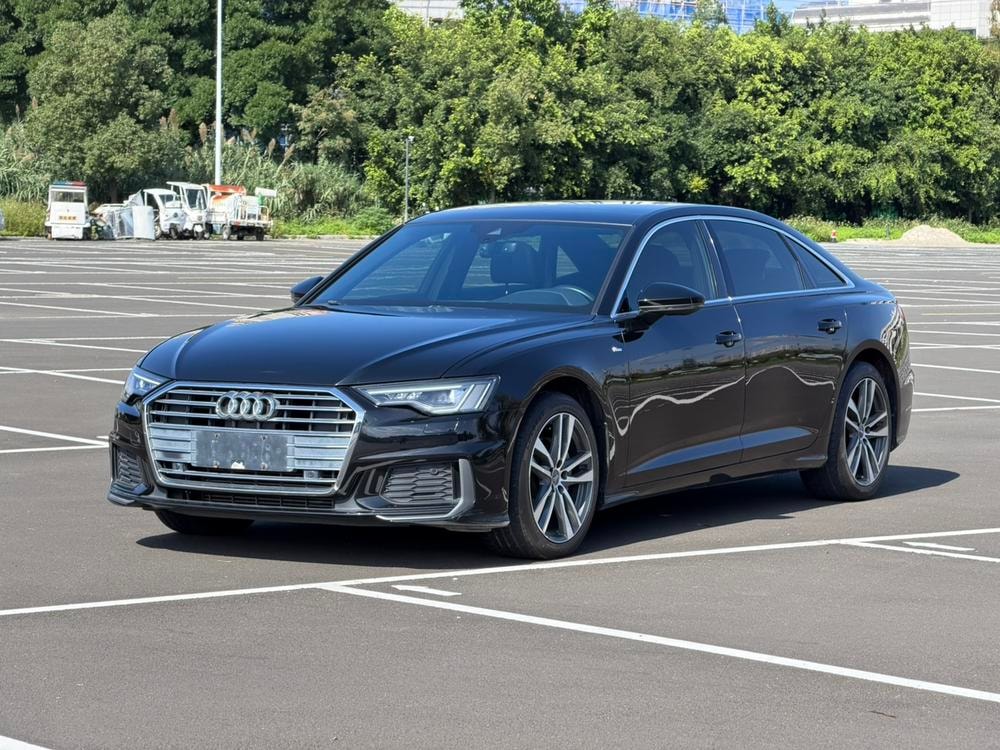Audi A6L 2019 — фото автомобиля 1