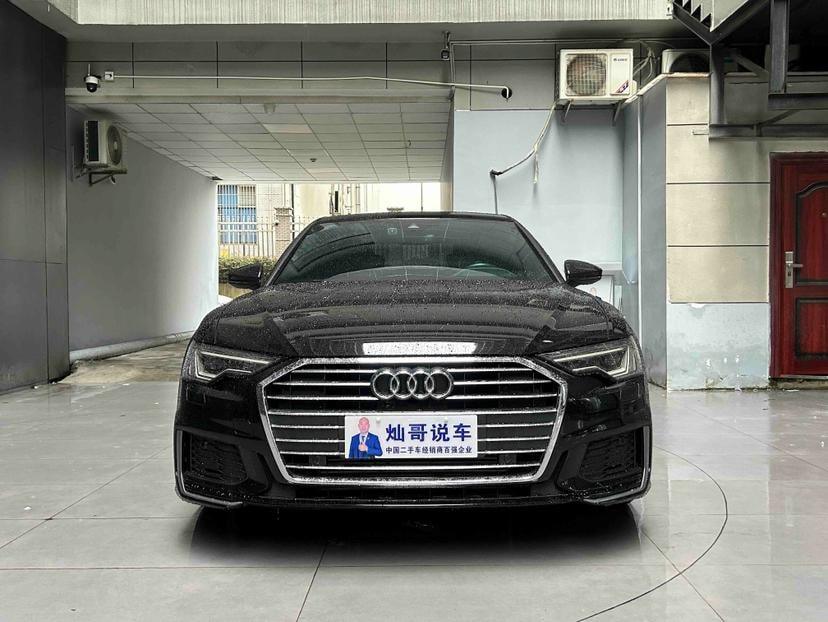 Audi A6L 2019 — фото автомобиля
