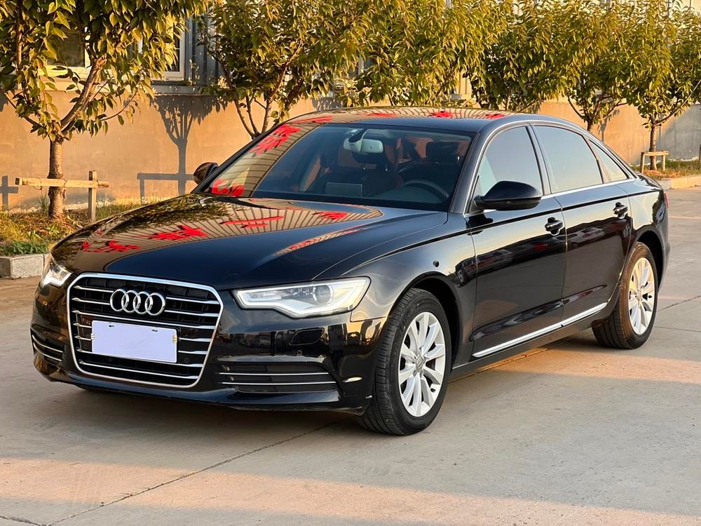 Audi A6L 2015 — фото автомобиля