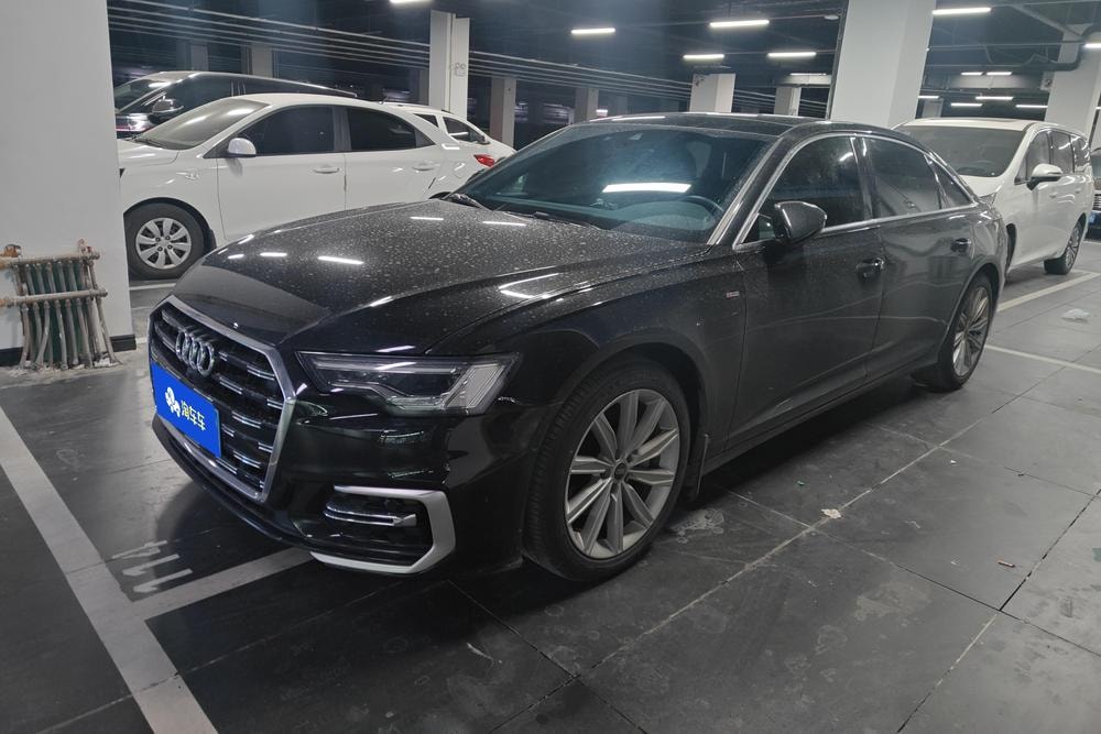 Audi A6L 2022 — фото автомобиля