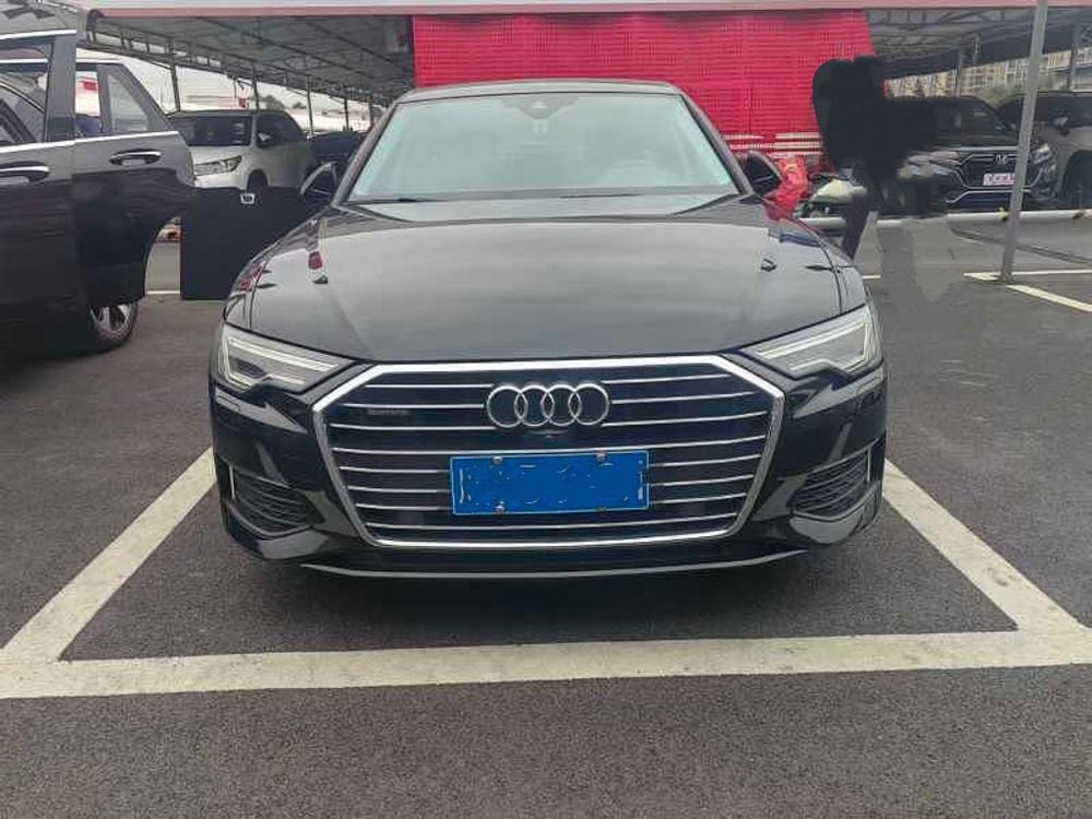 Audi A6L 2021 — фото автомобиля