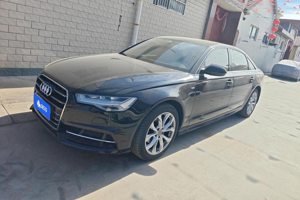 Audi A6L 2018 — фото автомобиля