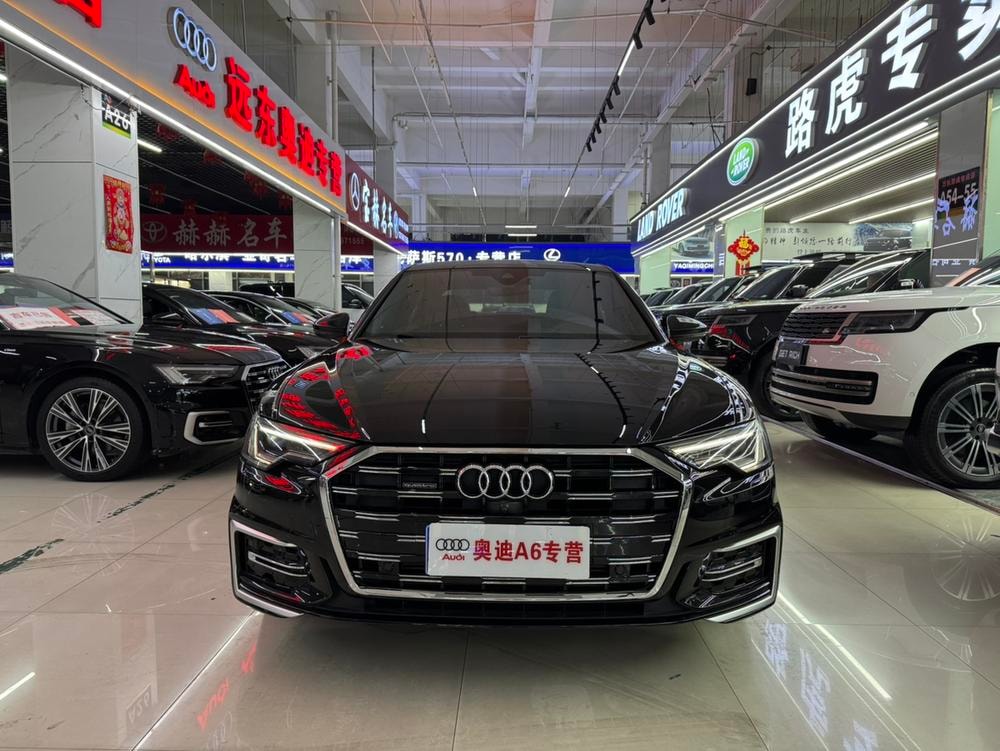 Audi A6L 2022 — фото автомобиля