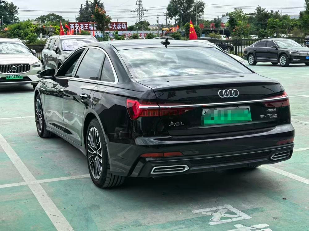 Audi A6L PHEV 2020 — фото автомобиля