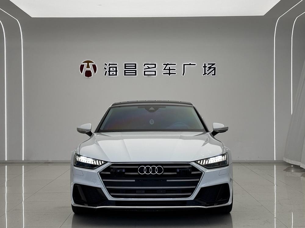 Audi A7 2023 — фото автомобиля