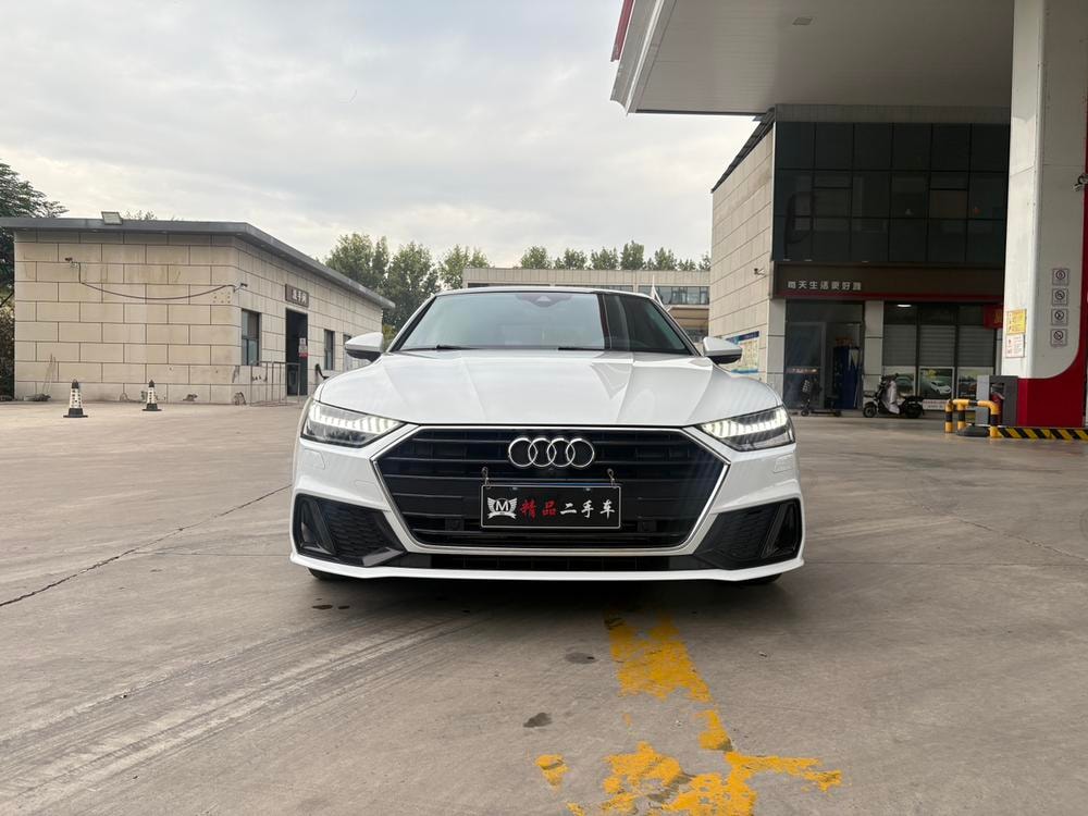 Audi A7 2020 — фото автомобиля