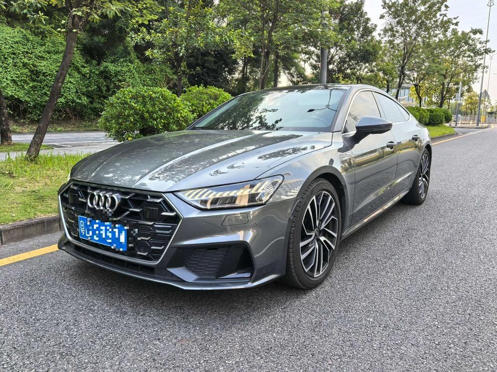 Audi A7 2024 — фото автомобиля