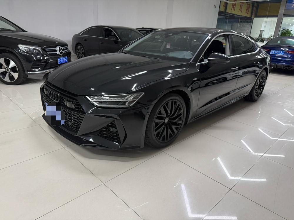Audi A7 2020 — фото автомобиля