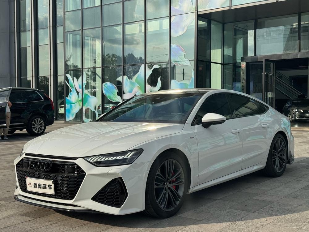Audi A7 2023 — фото автомобиля