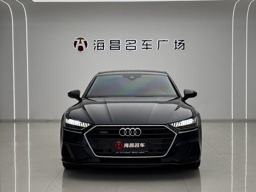 Audi A7 2019 — фото автомобиля