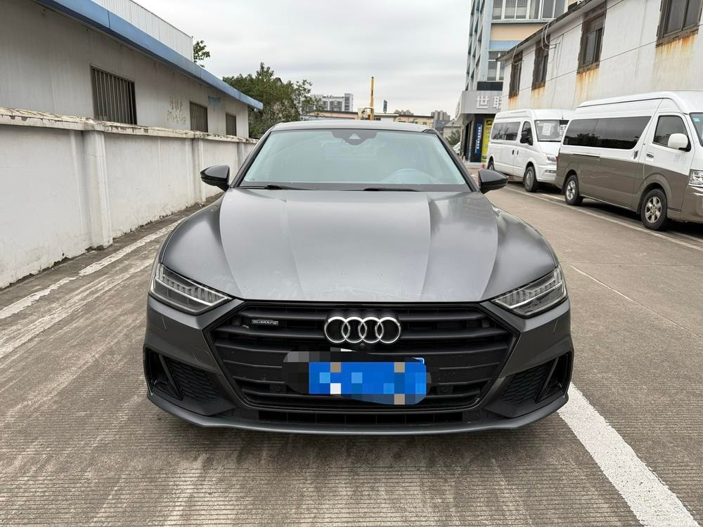 Audi A7 2021 — фото автомобиля 1
