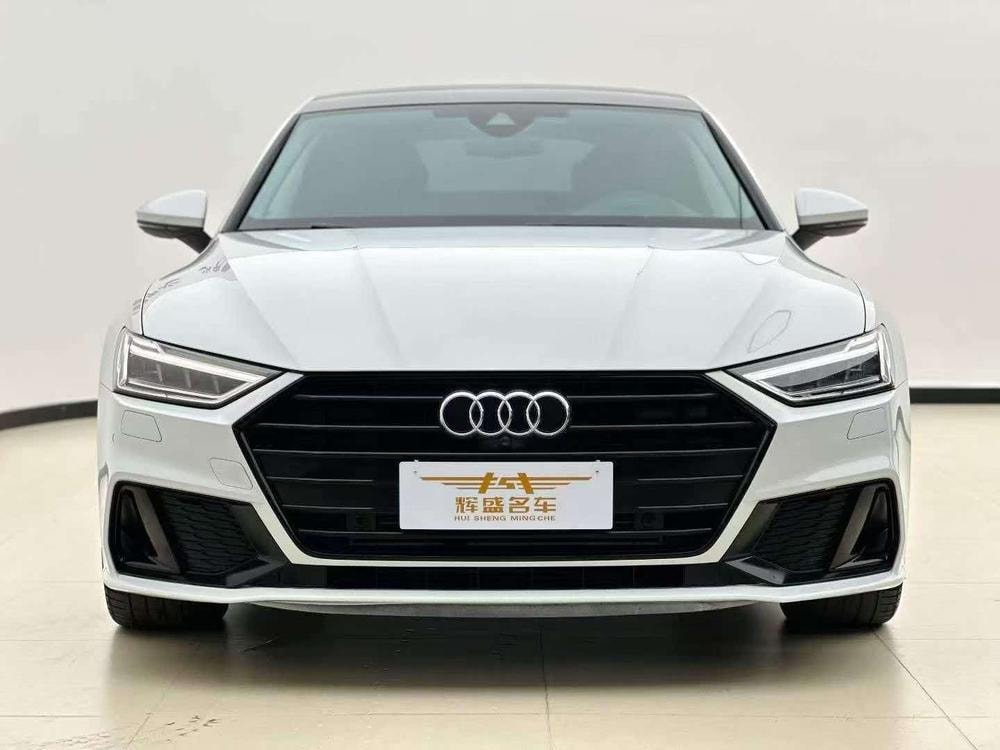 Audi A7 2023 — фото автомобиля