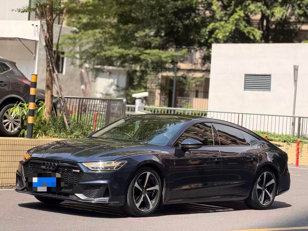 Audi A7 2020 — фото автомобиля 1
