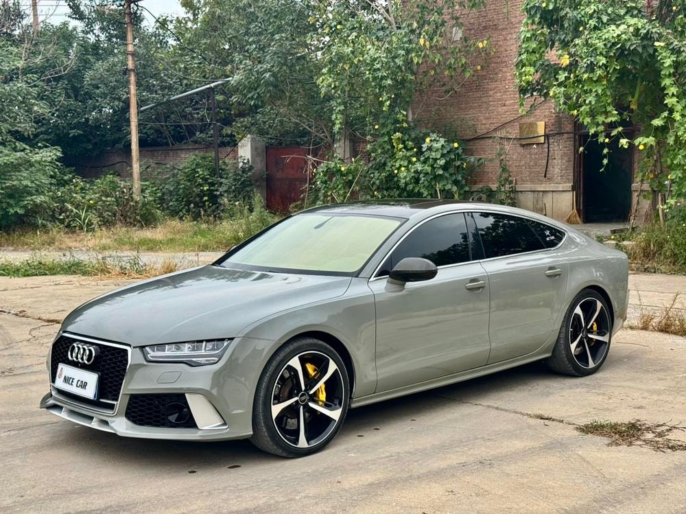 Audi A7 2014 — фото автомобиля 1