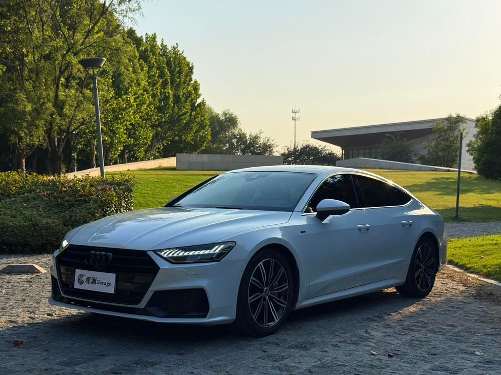 Audi A7 2021 — фото автомобиля 1