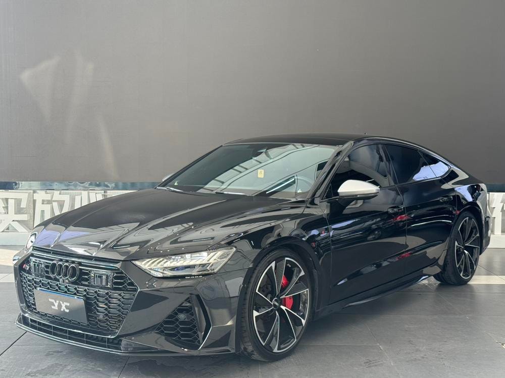 Audi A7 2019 — фото автомобиля