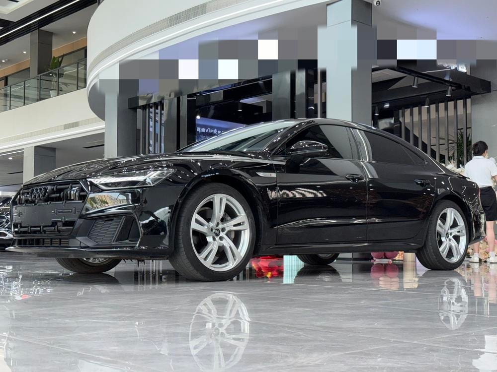 Audi A7L 2022 — фото автомобиля