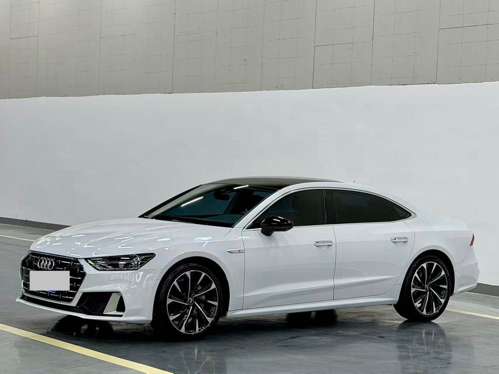 Audi A7L 2022 — фото автомобиля