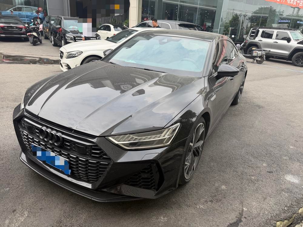 Audi A7L 2024 — фото автомобиля