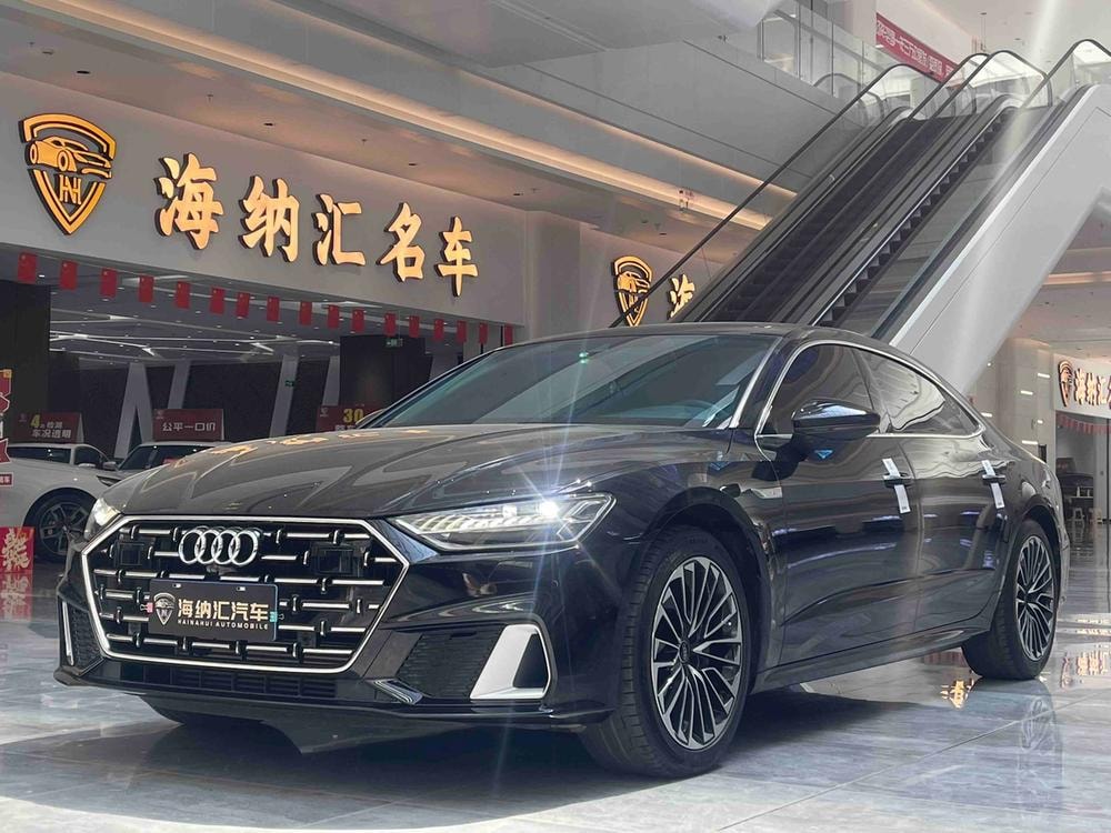 Audi A7L 2024 — фото автомобиля