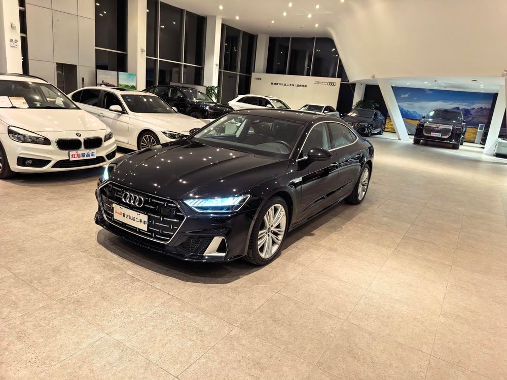 Audi A7L 2025 — фото автомобиля