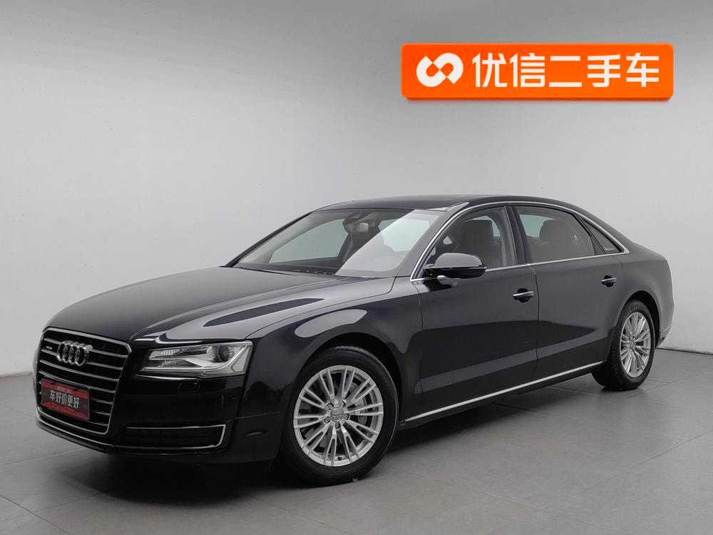 Audi A8 2014 — фото автомобиля 1