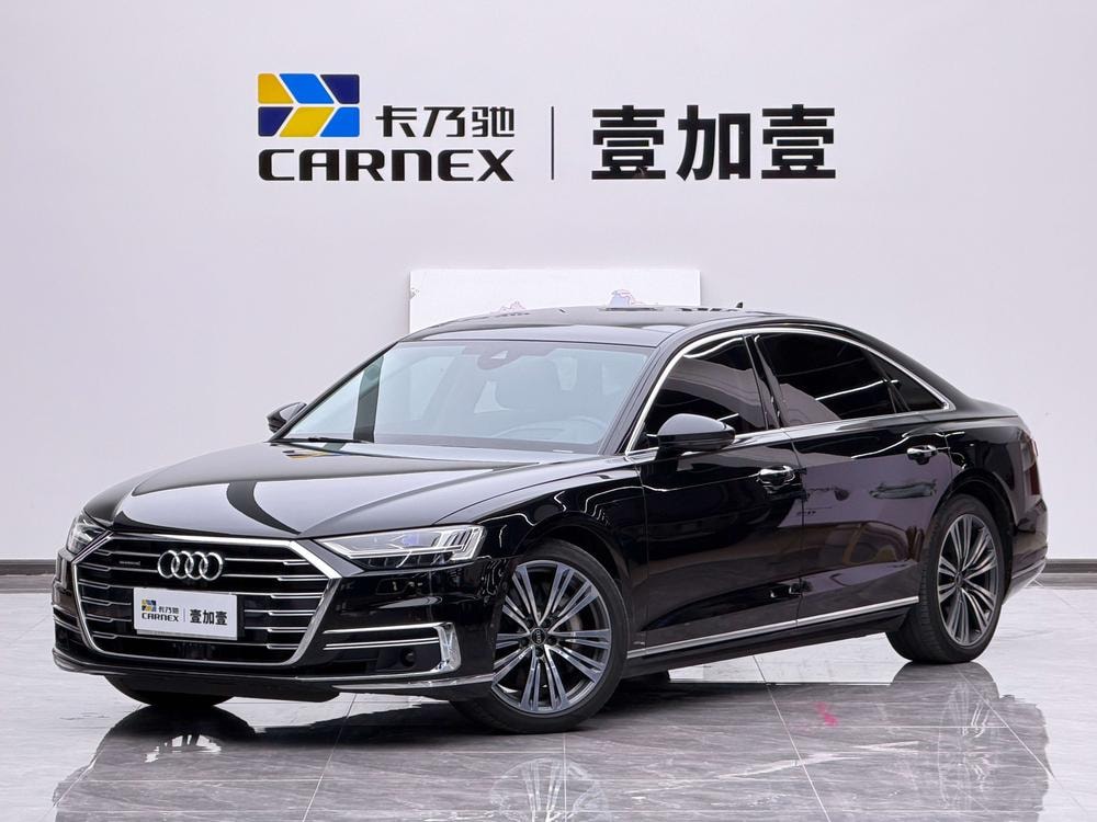 Audi A8 2022 — фото автомобиля